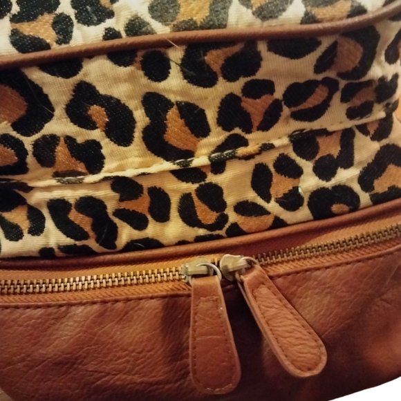 Leopard print back pack - Picture 2 of 6